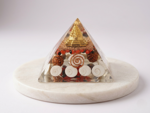 Lakshmi Yantra Pyramid